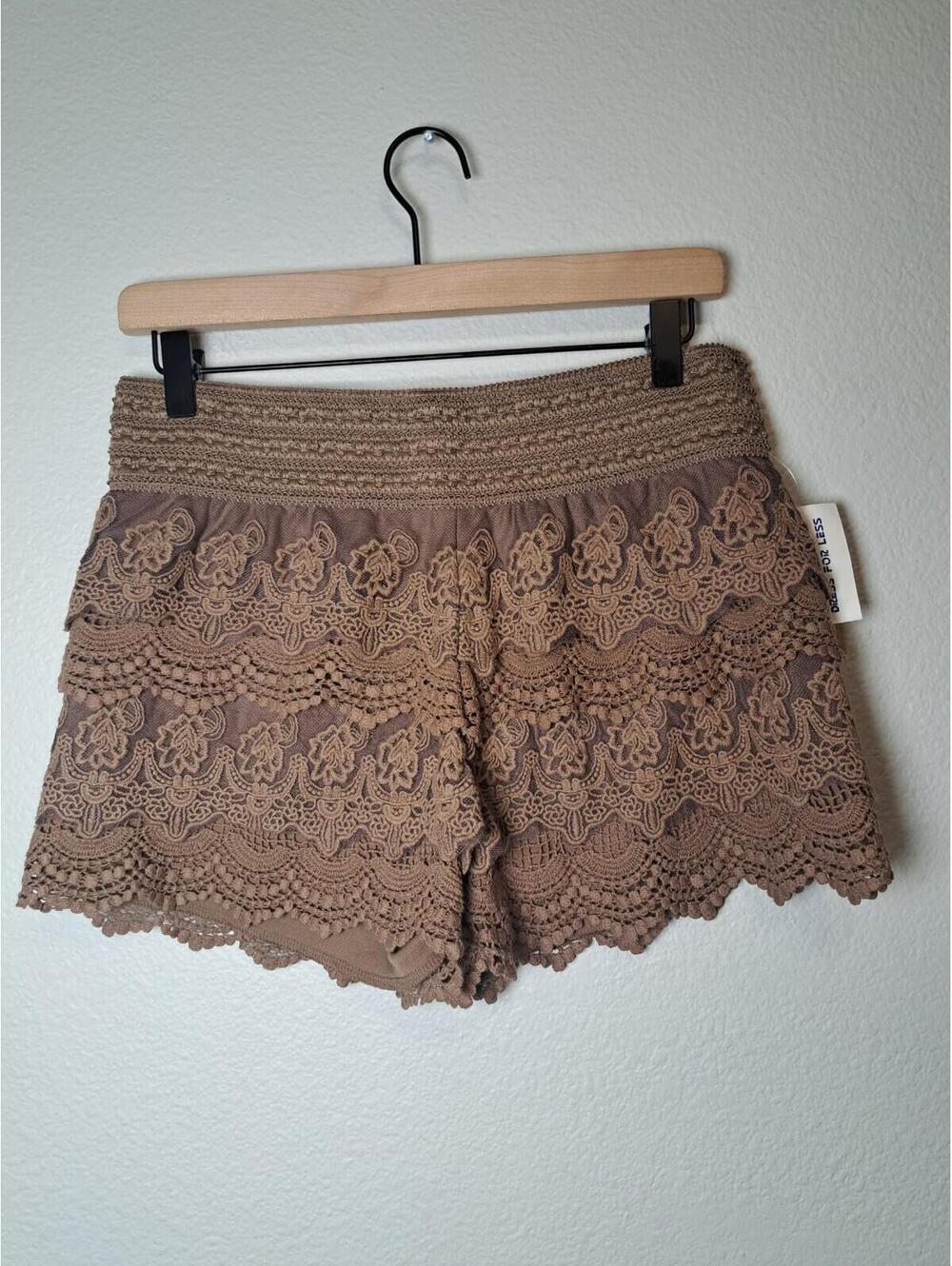 Whispers Womens L Tan Brown Crochet Shorts Pants Double layer Elastic Waist